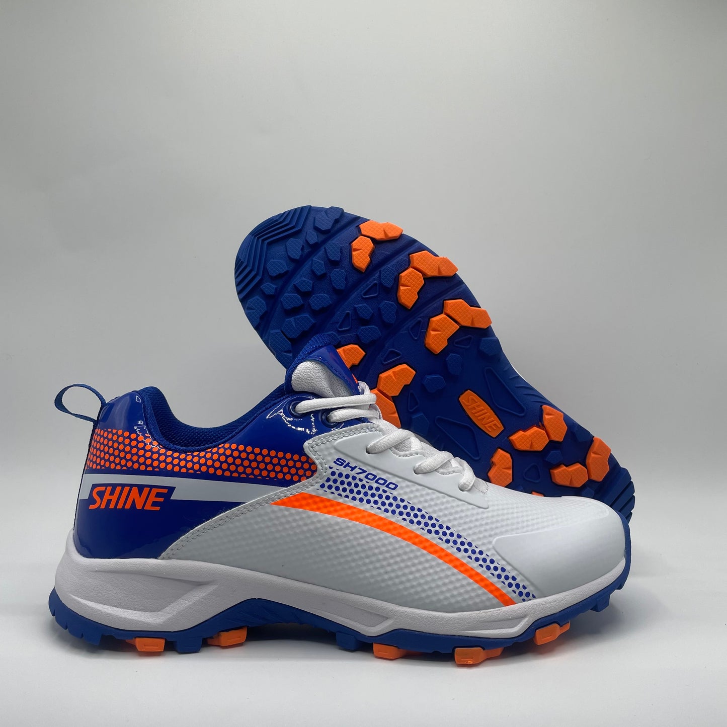 Shine Cricket shoes - cricket grippers -cricket shoes